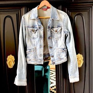 Vintage GUESS JEANS distressed denim jean jacket